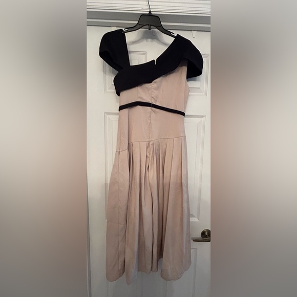 Dolce Viva Collection Dress Size M - Picture 7 of 10